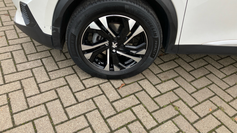 Peugeot 2008 1.2 PureTech 130 Allure 5dr EAT8 Petrol Estate